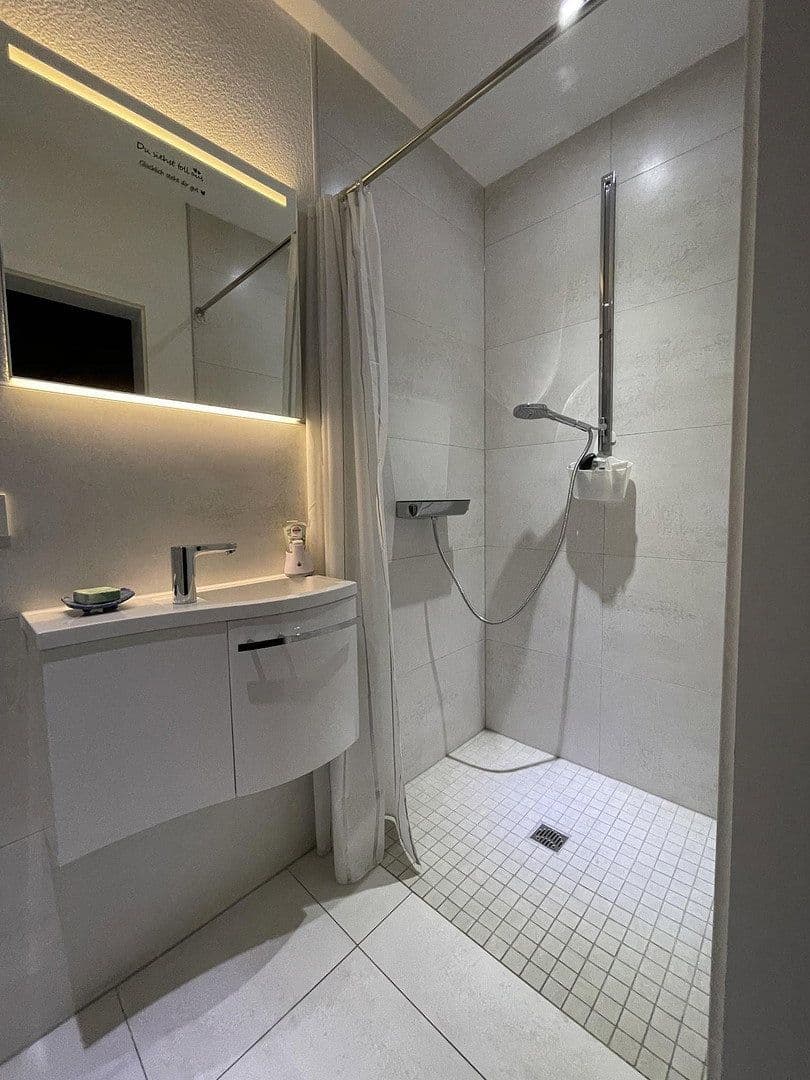 Predaj domu 145 m², pozemok 551 m², Schotten, Hesensko Predaj domu 145 m², pozemok 551 m², Schotten, Hesensko