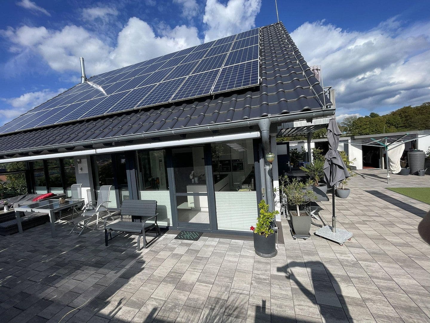Predaj domu 145 m², pozemok 551 m², Schotten, Hesensko Predaj domu 145 m², pozemok 551 m², Schotten, Hesensko