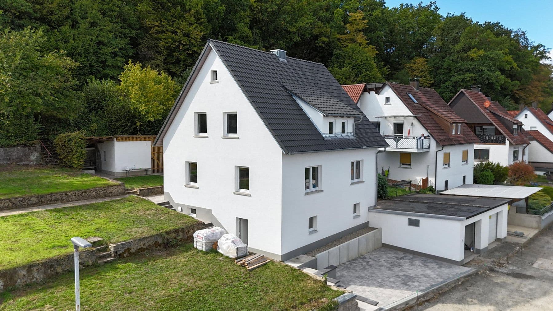 Predaj domu 123 m², pozemok 1.366 m², Maßbach, Bavorsko Predaj domu 123 m², pozemok 1.366 m², Maßbach, Bavorsko