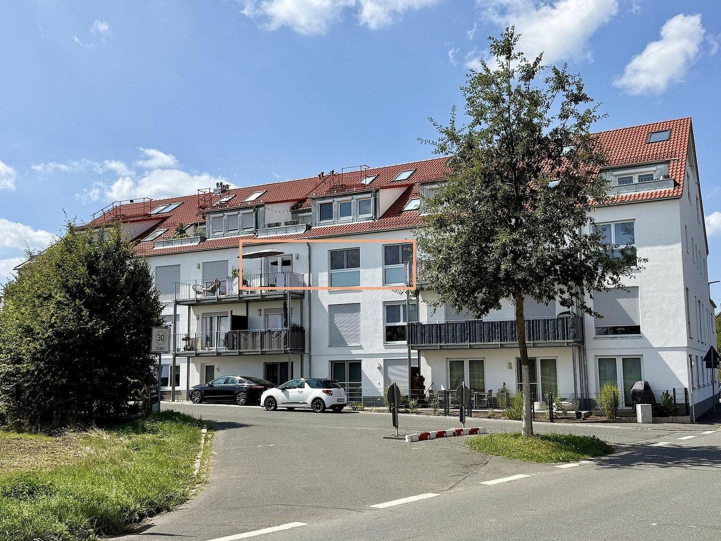 Prenájom bytu 3-izbový 80 m², Heroldsberg, Bavorsko Prenájom bytu 3-izbový 80 m², Heroldsberg, Bavorsko