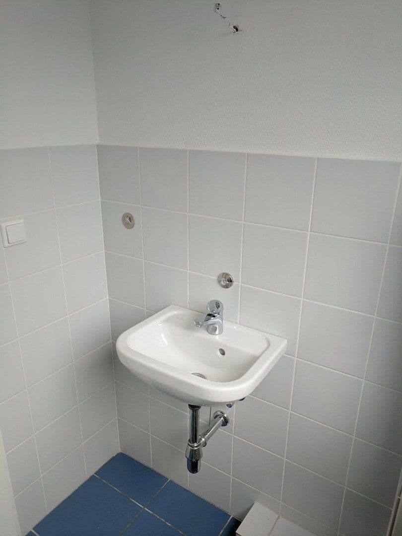 Prenájom bytu 4-izbový 127 m², Offenbach, Hesensko Prenájom bytu 4-izbový 127 m², Offenbach, Hesensko