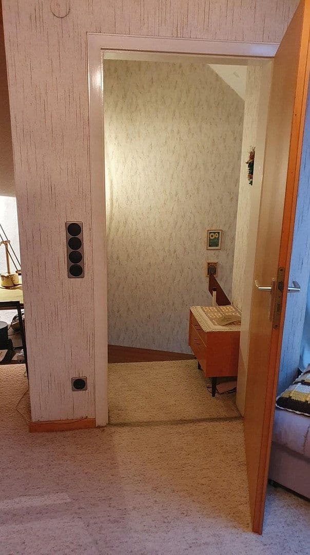 Predaj domu 120 m², pozemok 476 m², Glück-Auf-Str. 6b, Wennigsen (Deister), Dolné Sasko Predaj domu 120 m², pozemok 476 m², Glück-Auf-Str. 6b, Wennigsen (Deister), Dolné Sasko
