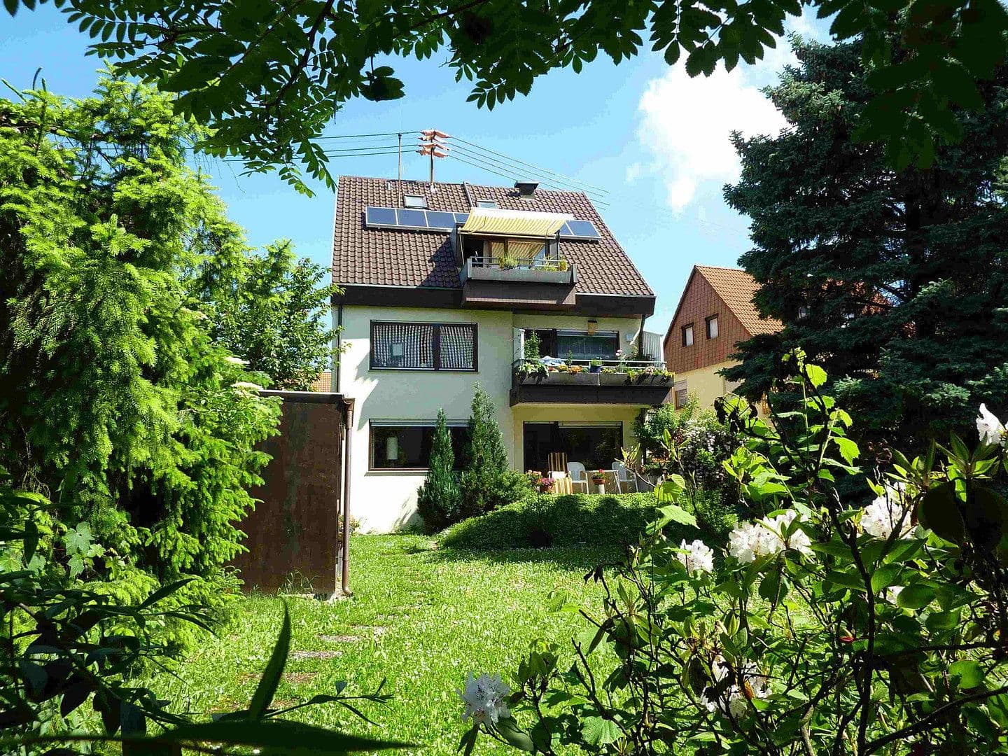Prenájom bytu 3-izbový 84 m², Ludwigsburg, Bádensko-Wurttembersko Prenájom bytu 3-izbový 84 m², Ludwigsburg, Bádensko-Wurttembersko