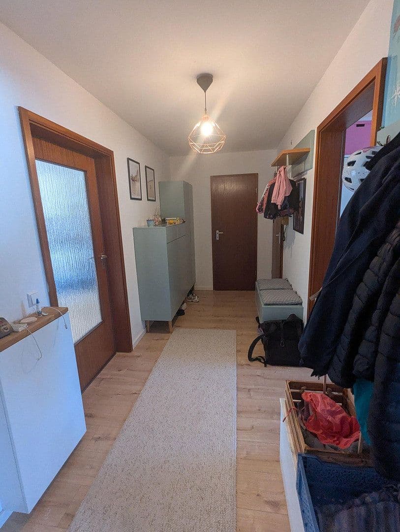 Prenájom bytu 3-izbový 84 m², Ludwigsburg, Bádensko-Wurttembersko Prenájom bytu 3-izbový 84 m², Ludwigsburg, Bádensko-Wurttembersko