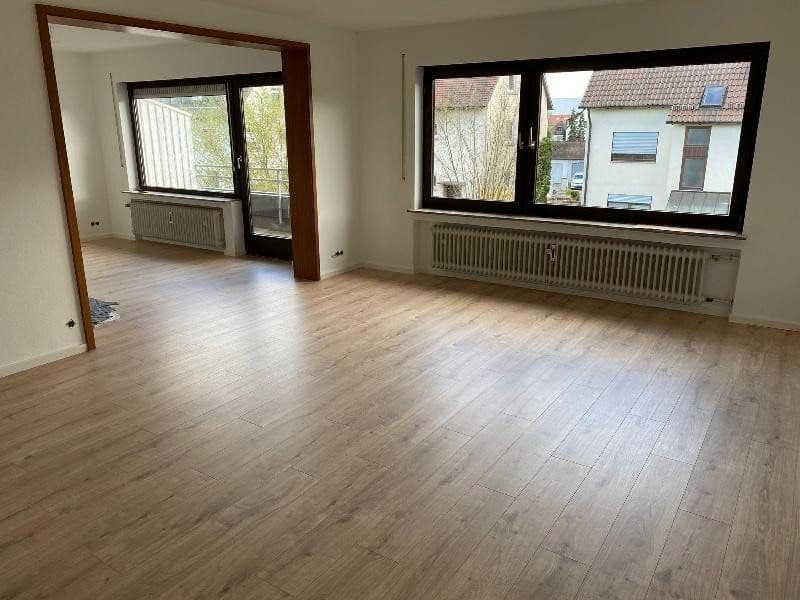 Prenájom bytu 3-izbový 84 m², Ludwigsburg, Bádensko-Wurttembersko Prenájom bytu 3-izbový 84 m², Ludwigsburg, Bádensko-Wurttembersko