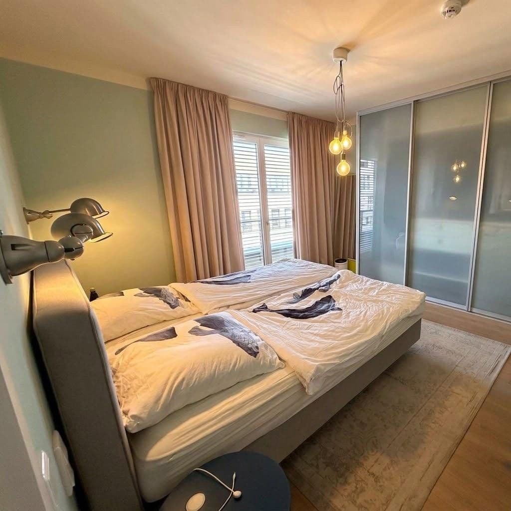 Prenájom bytu 2-izbový 74 m², Alte Jakobstraße 48, Berlin, Berlín Prenájom bytu 2-izbový 74 m², Alte Jakobstraße 48, Berlin, Berlín