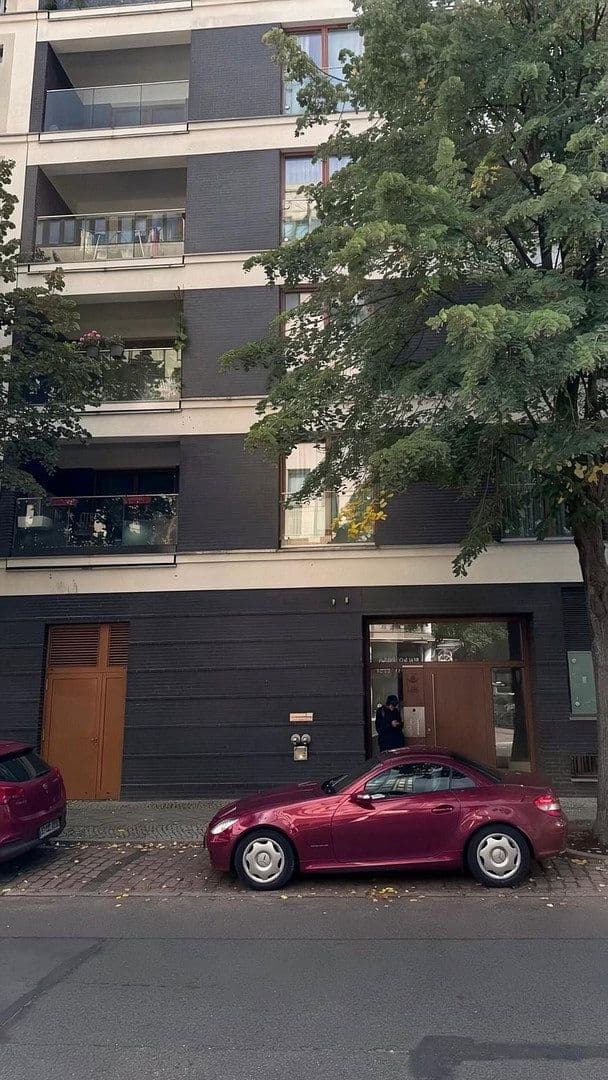 Prenájom bytu 2-izbový 74 m², Alte Jakobstraße 48, Berlin, Berlín Prenájom bytu 2-izbový 74 m², Alte Jakobstraße 48, Berlin, Berlín