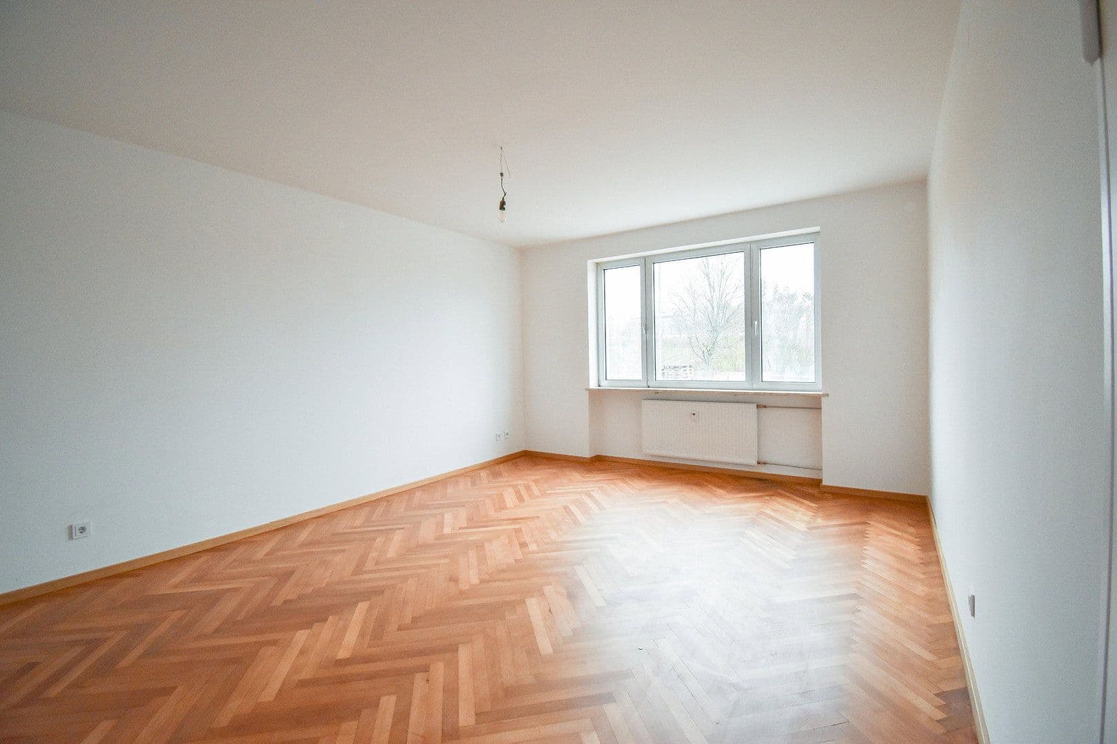 Prenájom bytu 3-izbový 99 m², Levi-Strauss-Straße 9R, Kitzingen, Bavorsko Prenájom bytu 3-izbový 99 m², Levi-Strauss-Straße 9R, Kitzingen, Bavorsko