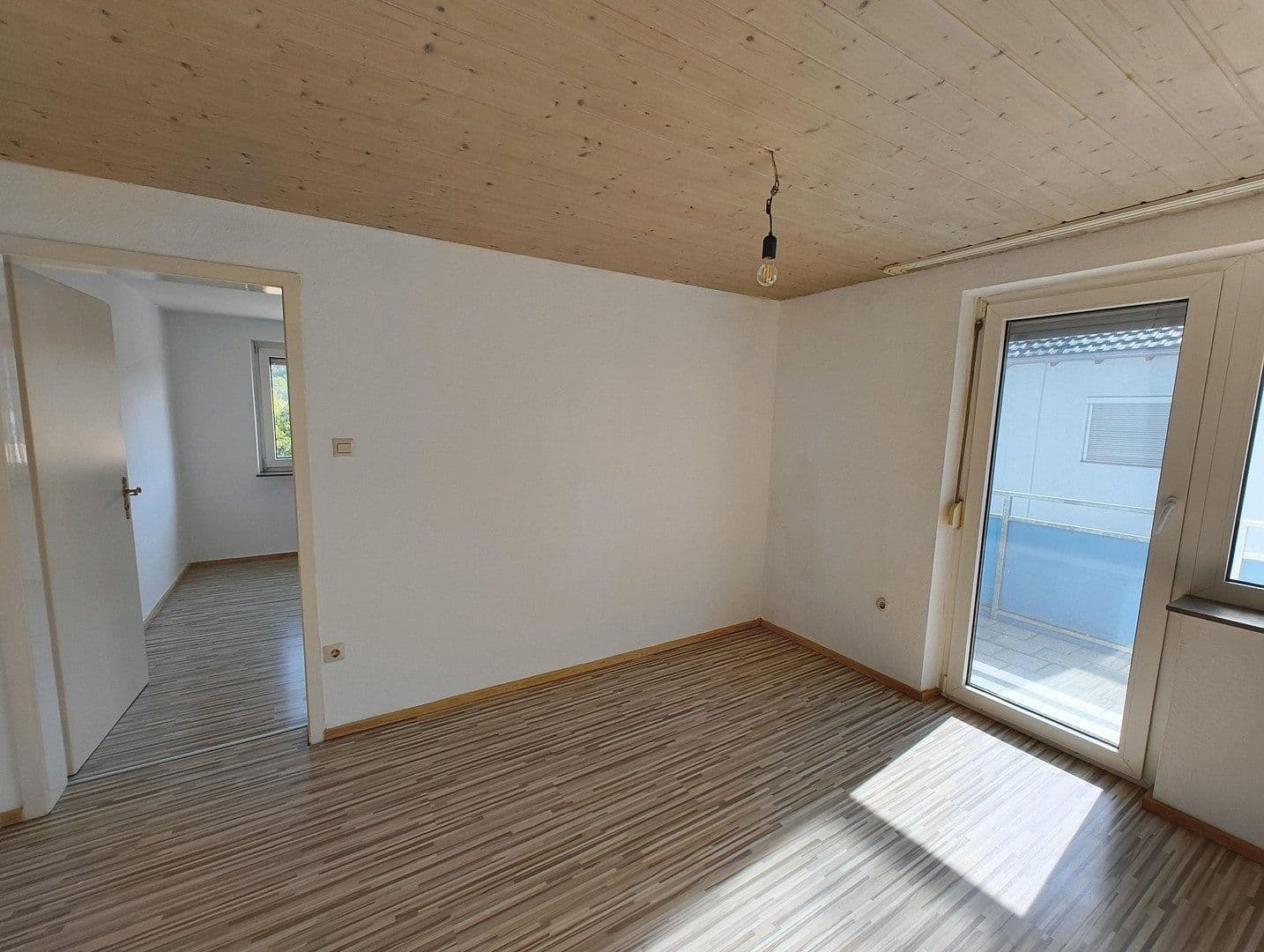 Predaj bytu 3-izbový 55 m², Niederhofenstraße 56, Leonberg, Bádensko-Wurttembersko Predaj bytu 3-izbový 55 m², Niederhofenstraße 56, Leonberg, Bádensko-Wurttembersko
