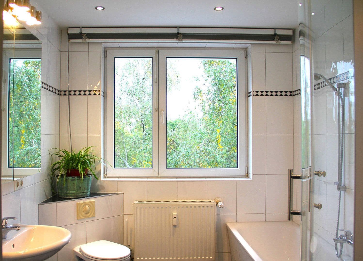 Predaj bytu 2-izbový 66 m², Berlin, Berlín Predaj bytu 2-izbový 66 m², Berlin, Berlín