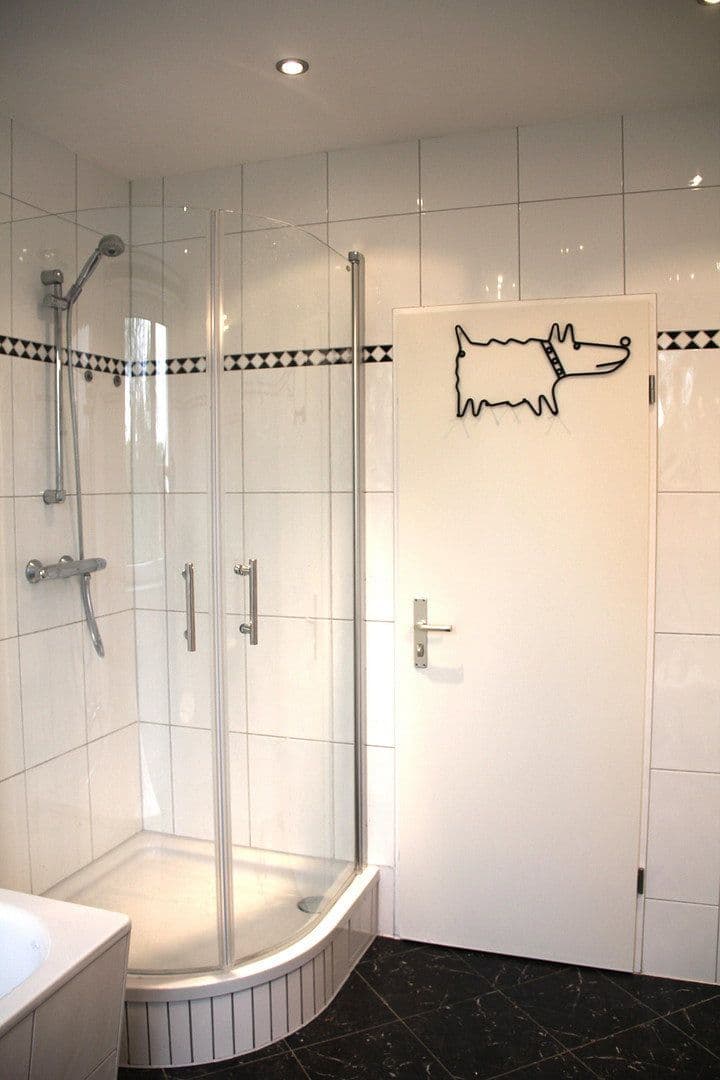 Predaj bytu 2-izbový 66 m², Berlin, Berlín Predaj bytu 2-izbový 66 m², Berlin, Berlín