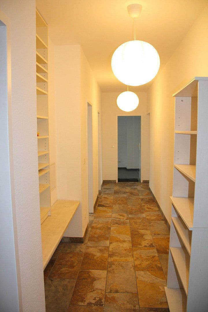Predaj bytu 2-izbový 66 m², Berlin, Berlín Predaj bytu 2-izbový 66 m², Berlin, Berlín