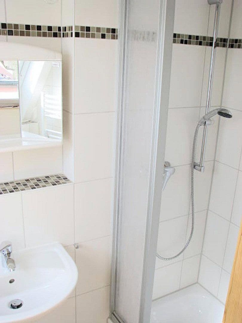 Prenájom bytu 2-izbový 40 m², Nünchen, Bavorsko Prenájom bytu 2-izbový 40 m², Nünchen, Bavorsko