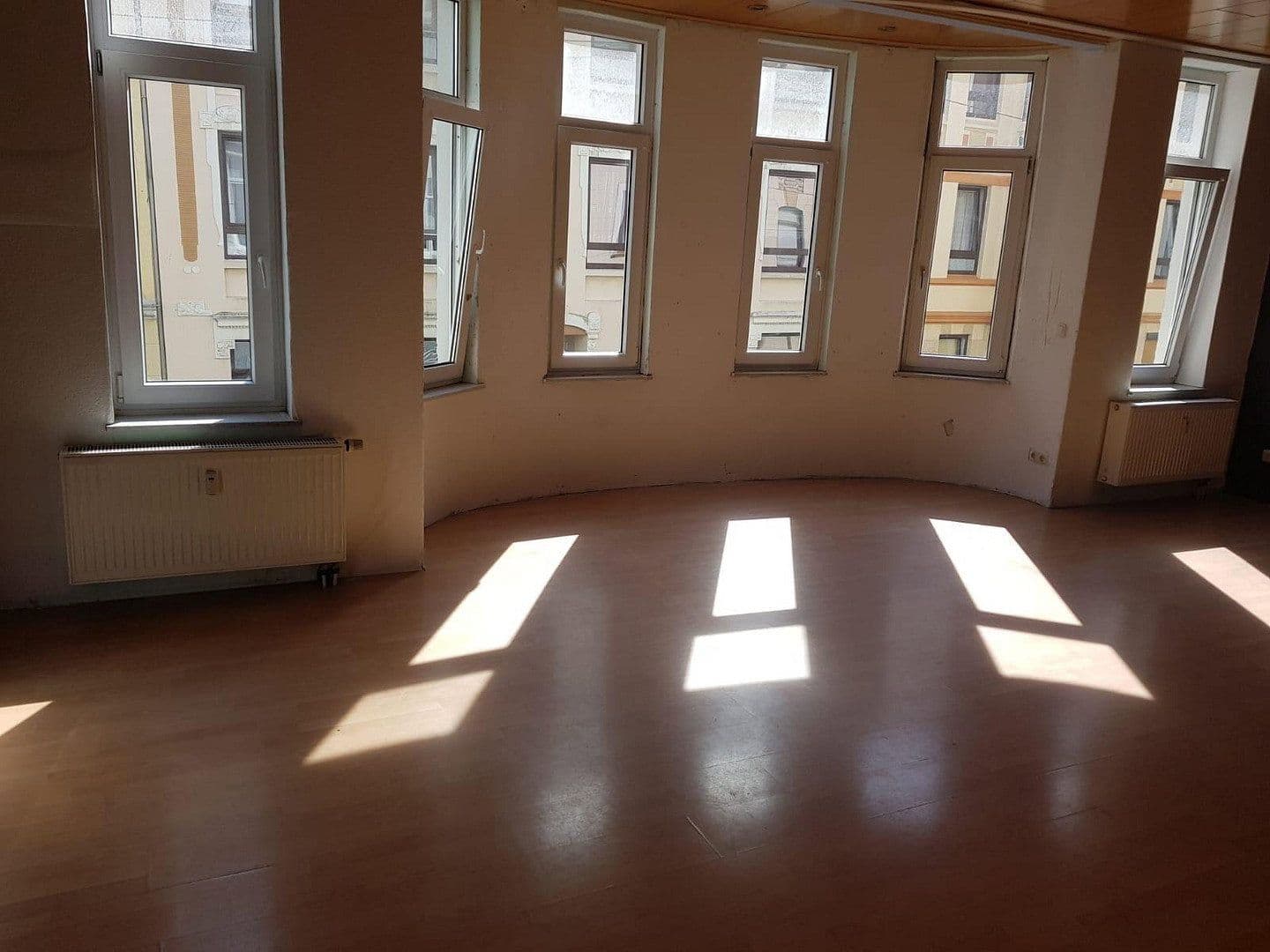 Predaj domu 586 m², pozemok 304 m², Bremerhaven, Brémy Predaj domu 586 m², pozemok 304 m², Bremerhaven, Brémy