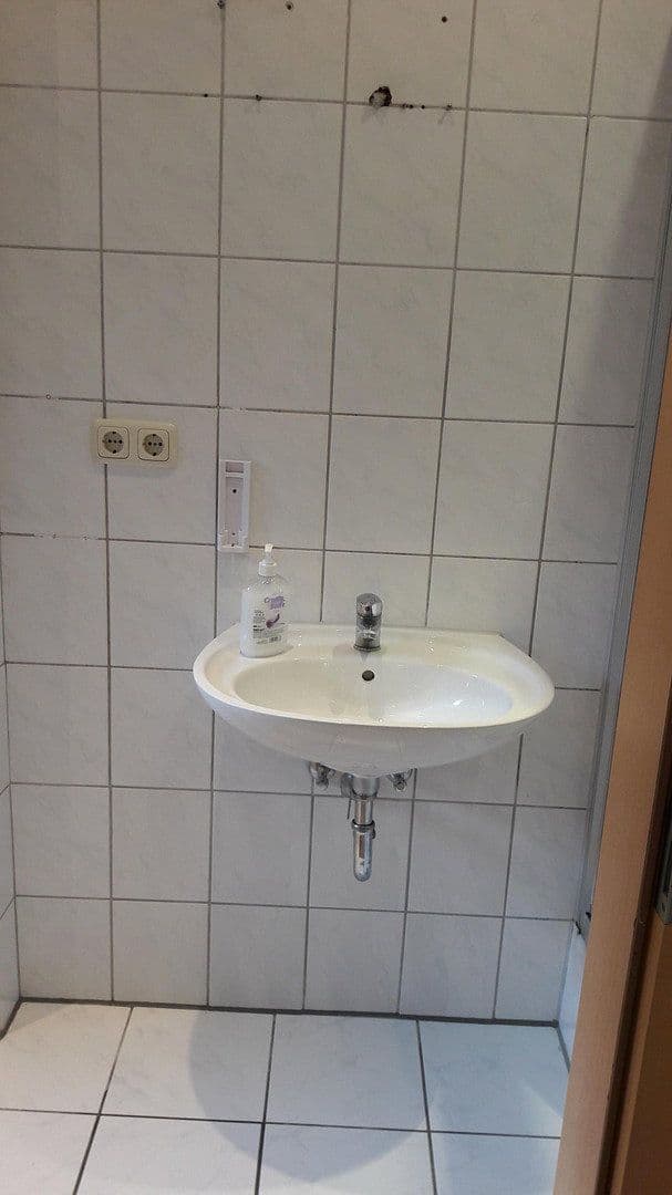 Predaj domu 586 m², pozemok 304 m², Bremerhaven, Brémy Predaj domu 586 m², pozemok 304 m², Bremerhaven, Brémy