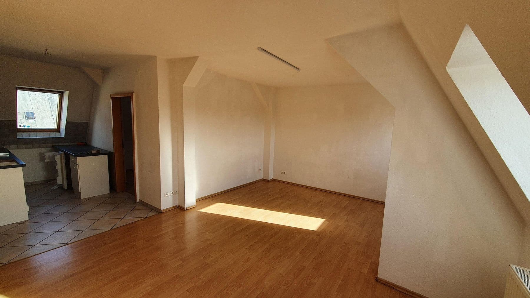 Predaj domu 586 m², pozemok 304 m², Bremerhaven, Brémy Predaj domu 586 m², pozemok 304 m², Bremerhaven, Brémy
