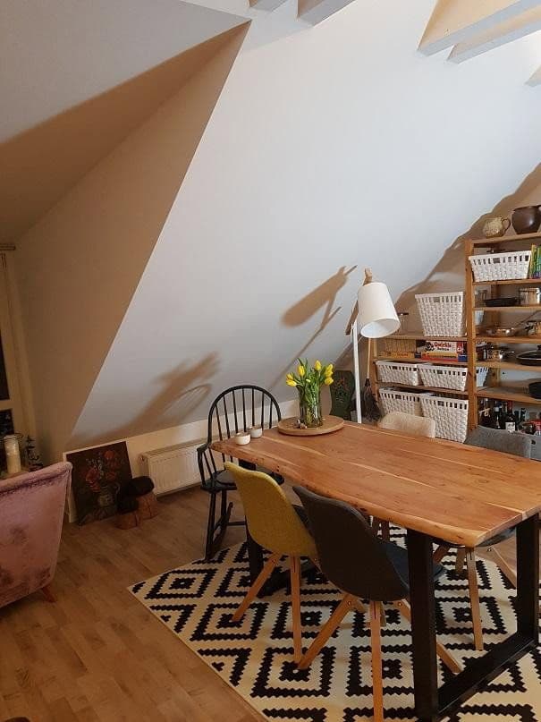 Prenájom bytu 3-izbový 80 m², Markgrafenstr. 24, München, Bavorsko Prenájom bytu 3-izbový 80 m², Markgrafenstr. 24, München, Bavorsko