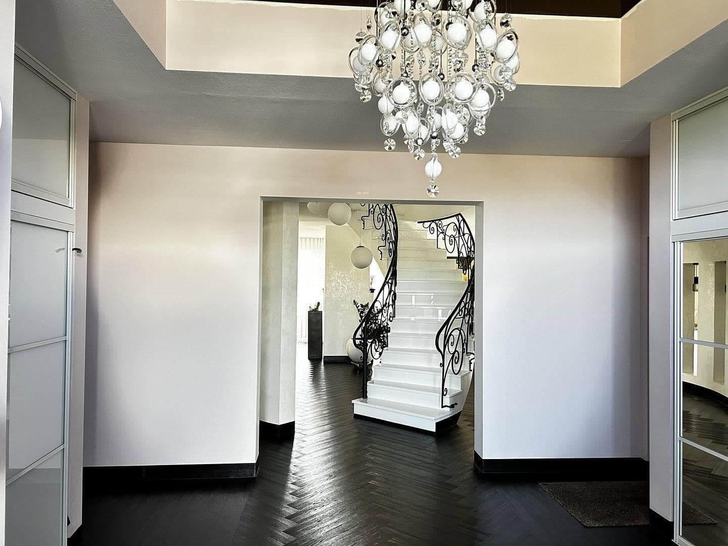Predaj domu 270 m², pozemok 1.000 m², Trossingen, Bádensko-Wurttembersko Predaj domu 270 m², pozemok 1.000 m², Trossingen, Bádensko-Wurttembersko