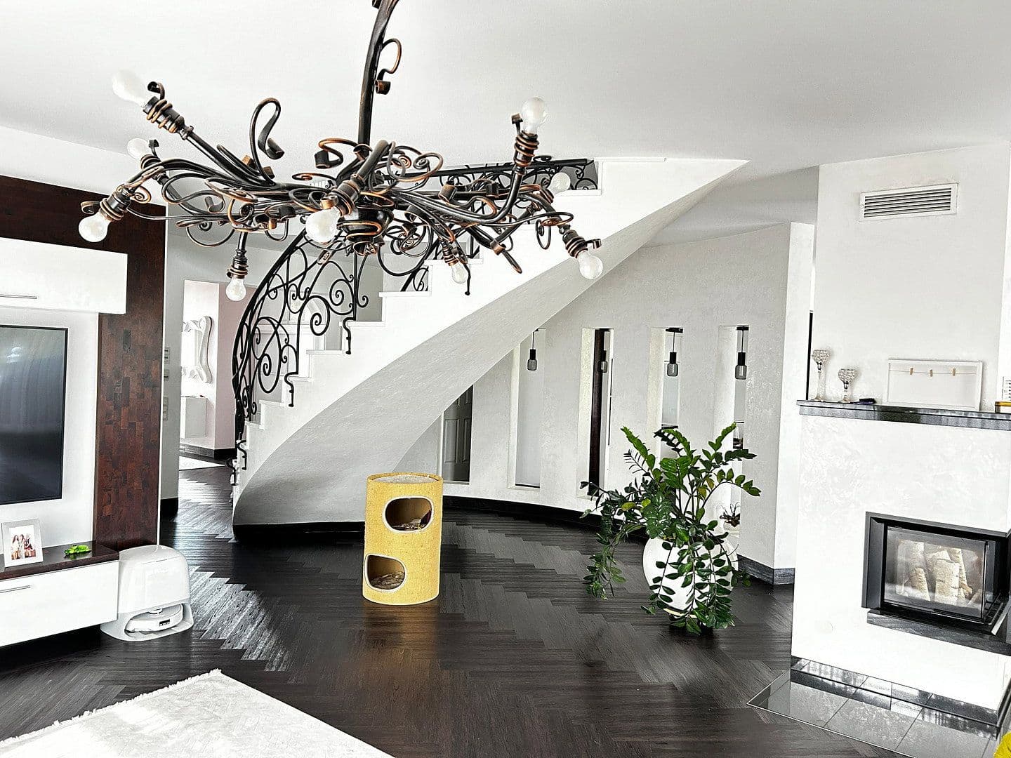 Predaj domu 270 m², pozemok 1.000 m², Trossingen, Bádensko-Wurttembersko Predaj domu 270 m², pozemok 1.000 m², Trossingen, Bádensko-Wurttembersko