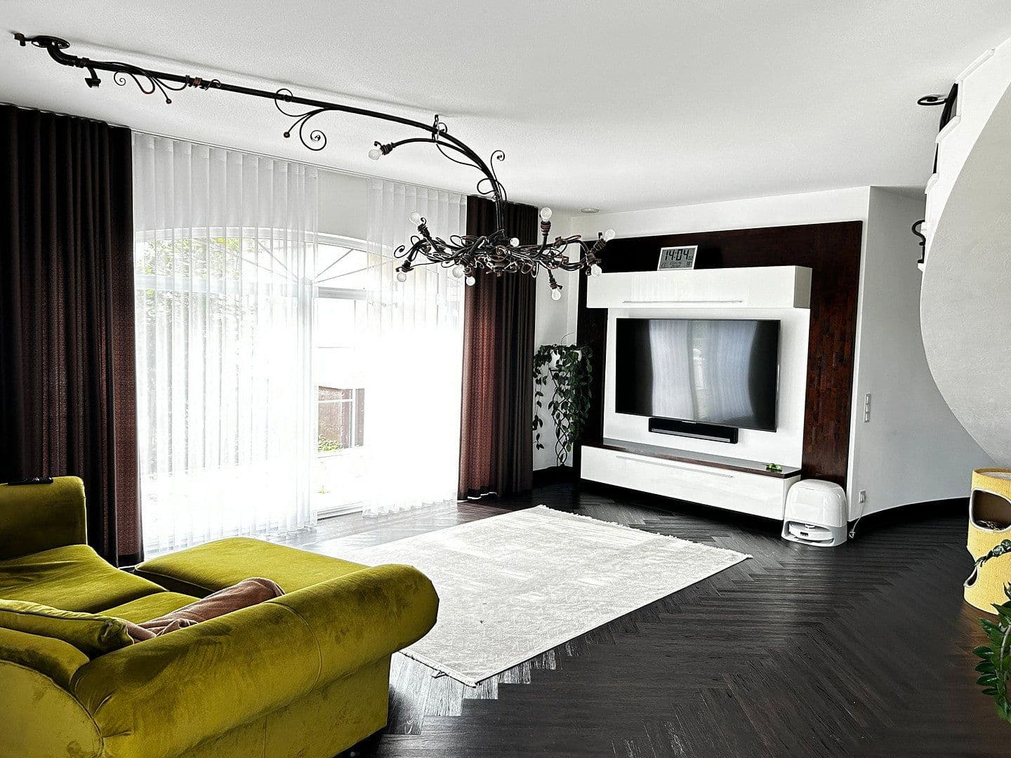Predaj domu 270 m², pozemok 1.000 m², Trossingen, Bádensko-Wurttembersko Predaj domu 270 m², pozemok 1.000 m², Trossingen, Bádensko-Wurttembersko