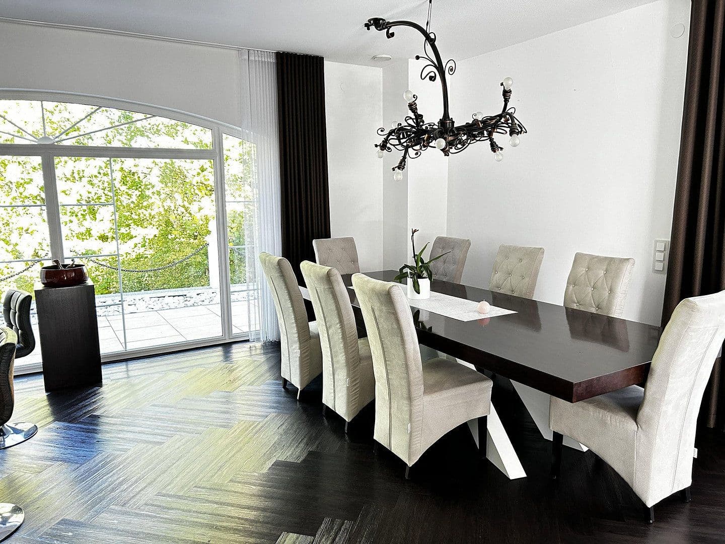 Predaj domu 270 m², pozemok 1.000 m², Trossingen, Bádensko-Wurttembersko Predaj domu 270 m², pozemok 1.000 m², Trossingen, Bádensko-Wurttembersko