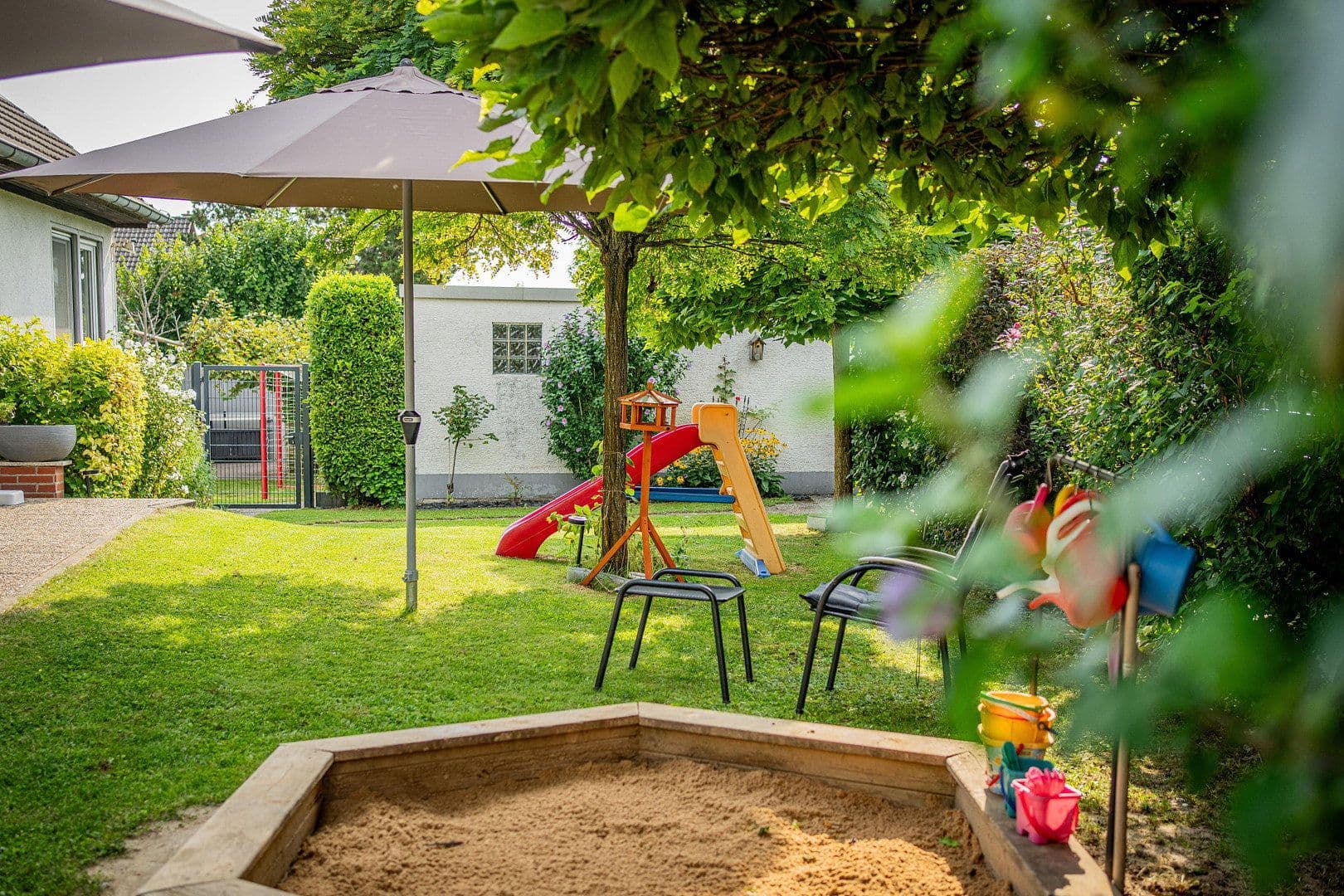 Predaj domu 144 m², pozemok 606 m², Reinheim, Hesensko Predaj domu 144 m², pozemok 606 m², Reinheim, Hesensko
