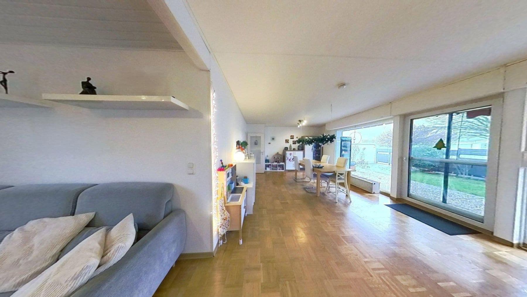 Predaj domu 144 m², pozemok 606 m², Reinheim, Hesensko Predaj domu 144 m², pozemok 606 m², Reinheim, Hesensko