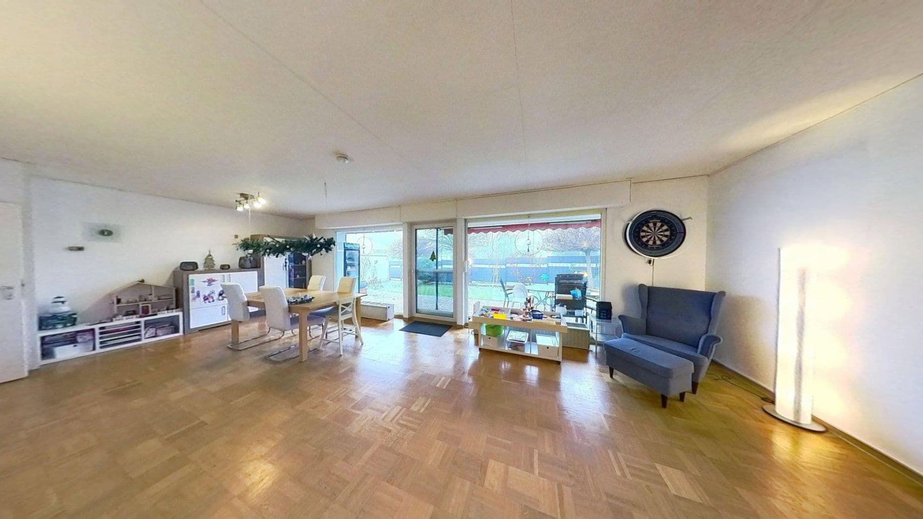 Predaj domu 144 m², pozemok 606 m², Reinheim, Hesensko Predaj domu 144 m², pozemok 606 m², Reinheim, Hesensko