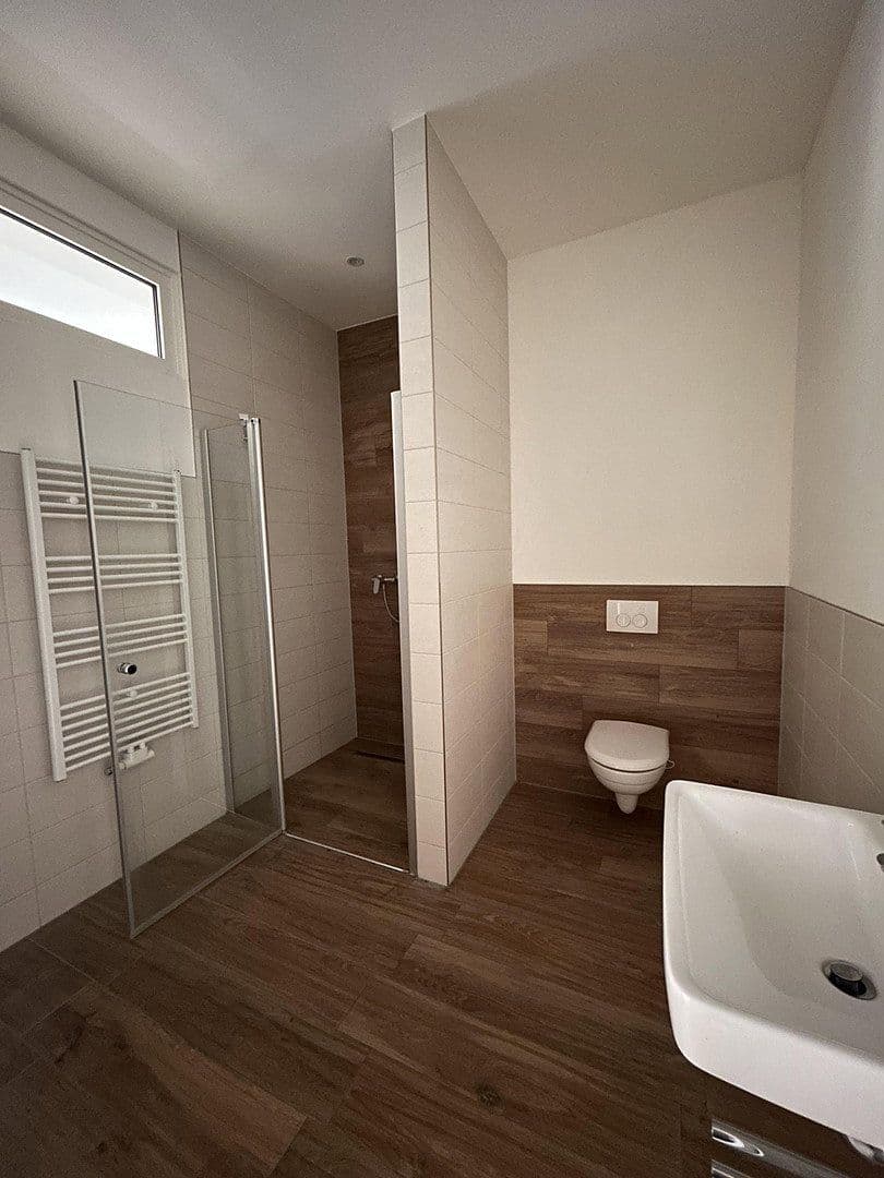 Prenájom bytu 1-izbový 46 m², Schlaurother Str. 10, Görlitz, Sasko Prenájom bytu 1-izbový 46 m², Schlaurother Str. 10, Görlitz, Sasko