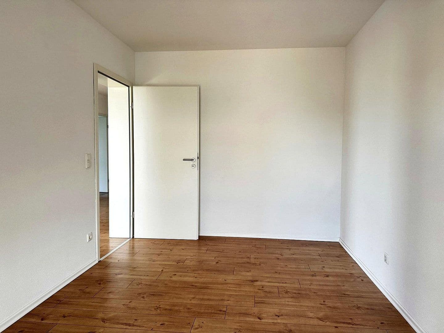 Prenájom bytu 2-izbový 95 m², Triftäcker 31, Hemau, Bavorsko Prenájom bytu 2-izbový 95 m², Triftäcker 31, Hemau, Bavorsko