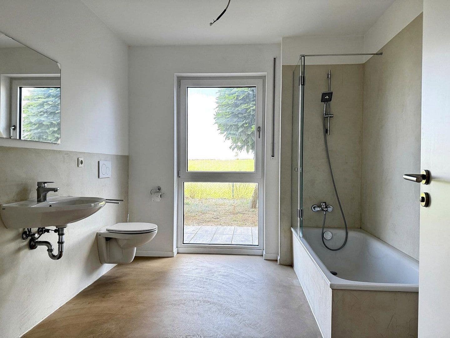 Prenájom bytu 2-izbový 95 m², Triftäcker 31, Hemau, Bavorsko Prenájom bytu 2-izbový 95 m², Triftäcker 31, Hemau, Bavorsko