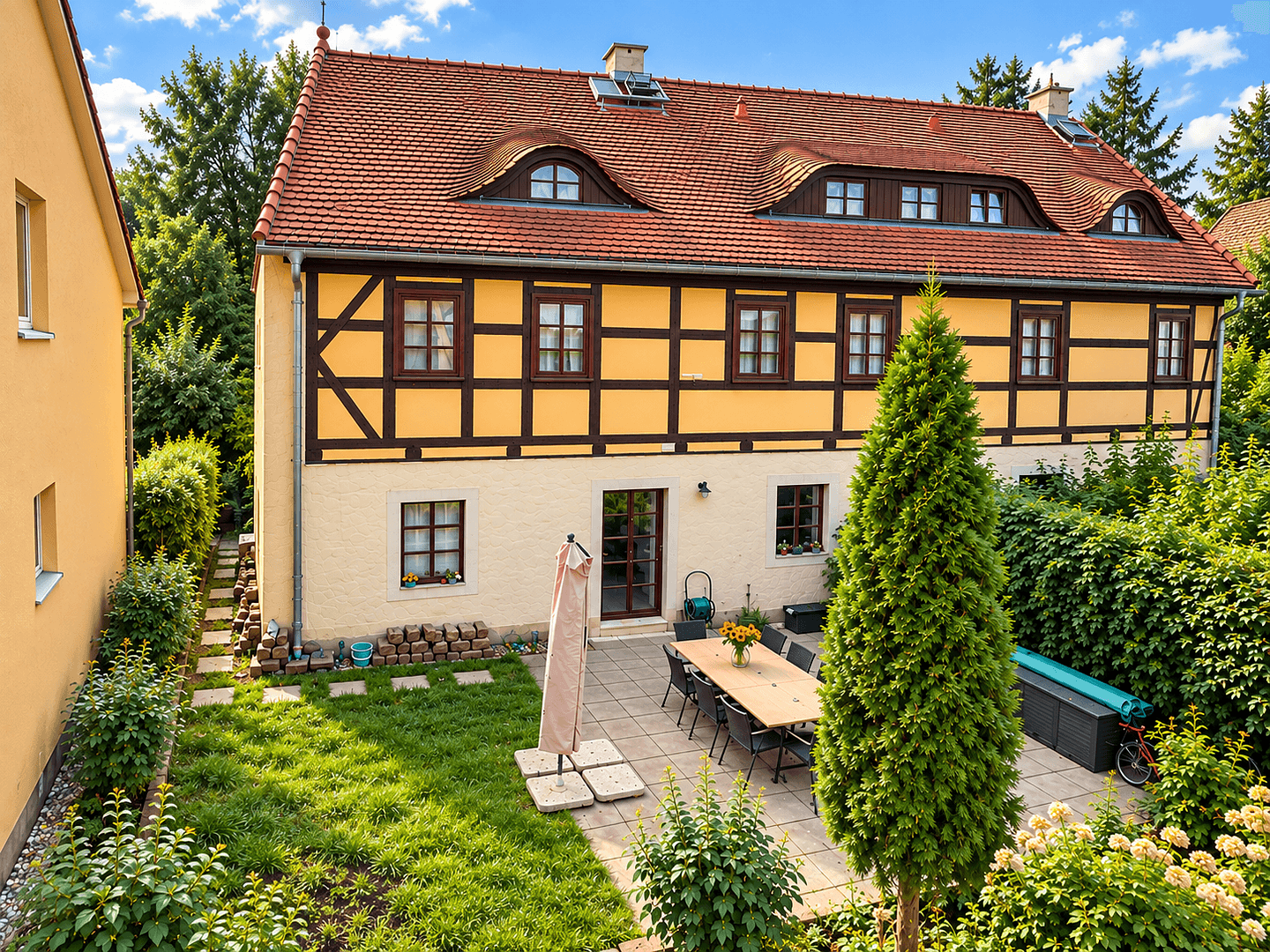 Predaj domu 177 m², pozemok 120 m², Cossebaude, Sasko Predaj domu 177 m², pozemok 120 m², Cossebaude, Sasko