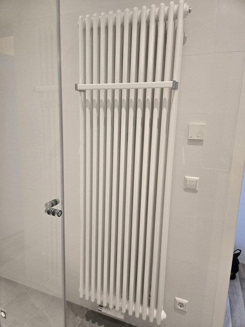 Prenájom bytu 3-izbový 81 m², Bütower Str. 34, Berlin, Berlín Prenájom bytu 3-izbový 81 m², Bütower Str. 34, Berlin, Berlín