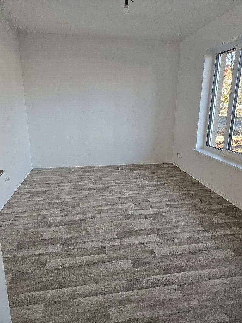 Prenájom bytu 3-izbový 81 m², Bütower Str. 34, Berlin, Berlín Prenájom bytu 3-izbový 81 m², Bütower Str. 34, Berlin, Berlín