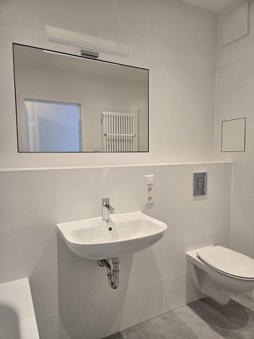Prenájom bytu 3-izbový 81 m², Bütower Str. 34, Berlin, Berlín Prenájom bytu 3-izbový 81 m², Bütower Str. 34, Berlin, Berlín