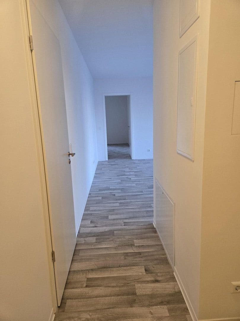Prenájom bytu 3-izbový 81 m², Bütower Str. 34, Berlin, Berlín Prenájom bytu 3-izbový 81 m², Bütower Str. 34, Berlin, Berlín