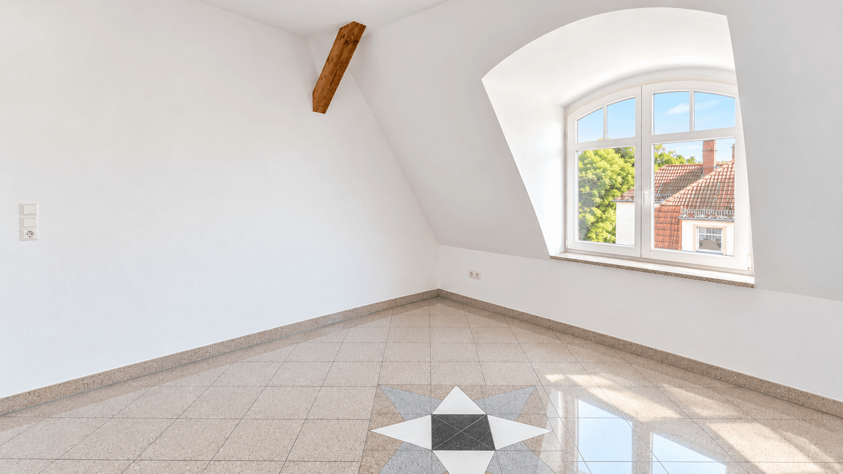 Prenájom bytu 3-izbový 90 m², Stahmelnerstr. 107, Leipzig, Sasko Prenájom bytu 3-izbový 90 m², Stahmelnerstr. 107, Leipzig, Sasko