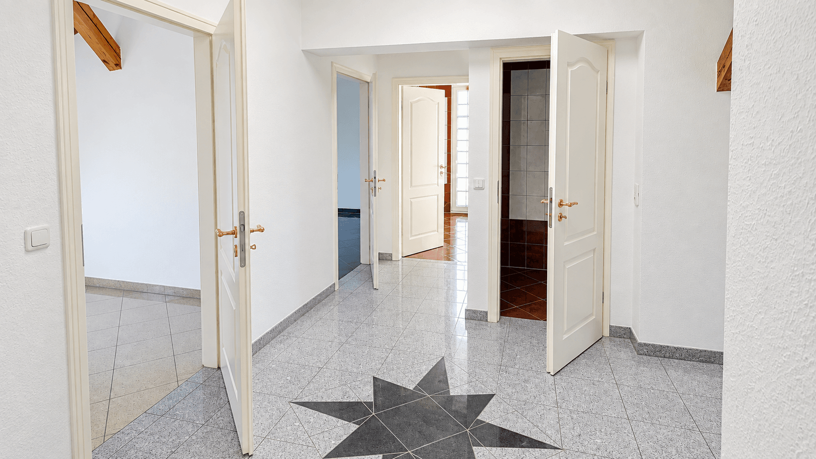 Prenájom bytu 3-izbový 90 m², Stahmelnerstr. 107, Leipzig, Sasko Prenájom bytu 3-izbový 90 m², Stahmelnerstr. 107, Leipzig, Sasko