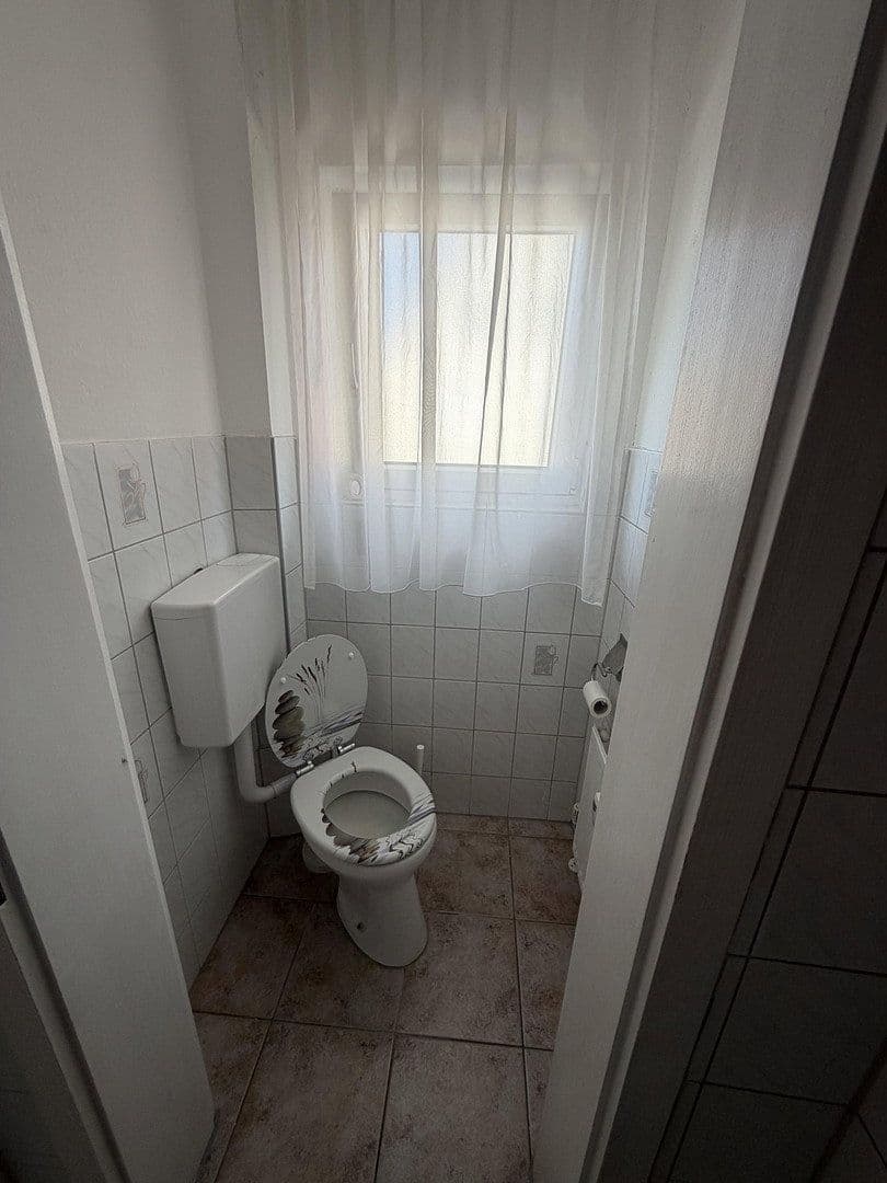 Predaj domu 180 m², pozemok 535 m², Neckarwestheim, Bádensko-Wurttembersko Predaj domu 180 m², pozemok 535 m², Neckarwestheim, Bádensko-Wurttembersko