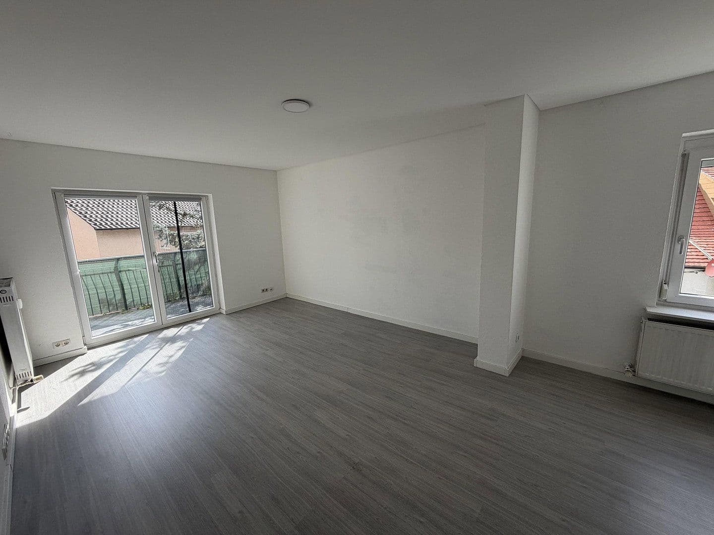 Predaj domu 180 m², pozemok 535 m², Neckarwestheim, Bádensko-Wurttembersko Predaj domu 180 m², pozemok 535 m², Neckarwestheim, Bádensko-Wurttembersko