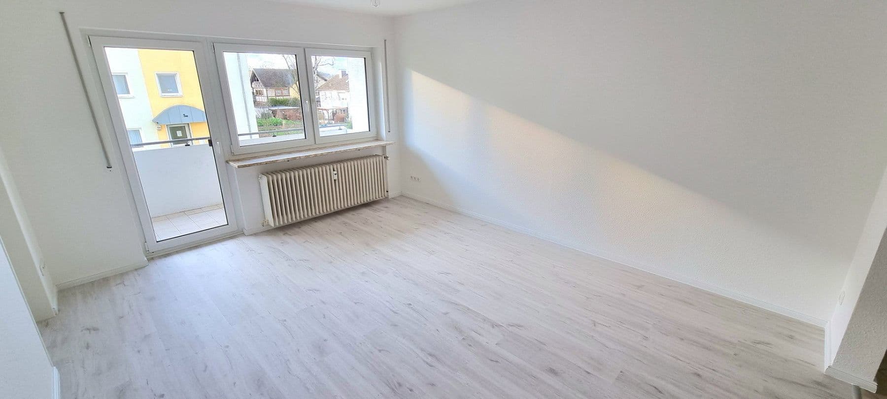 Prenájom bytu 2-izbový 43 m², Schieder-Schwalenberg, Severné Porýnie - Westfálsko Prenájom bytu 2-izbový 43 m², Schieder-Schwalenberg, Severné Porýnie - Westfálsko