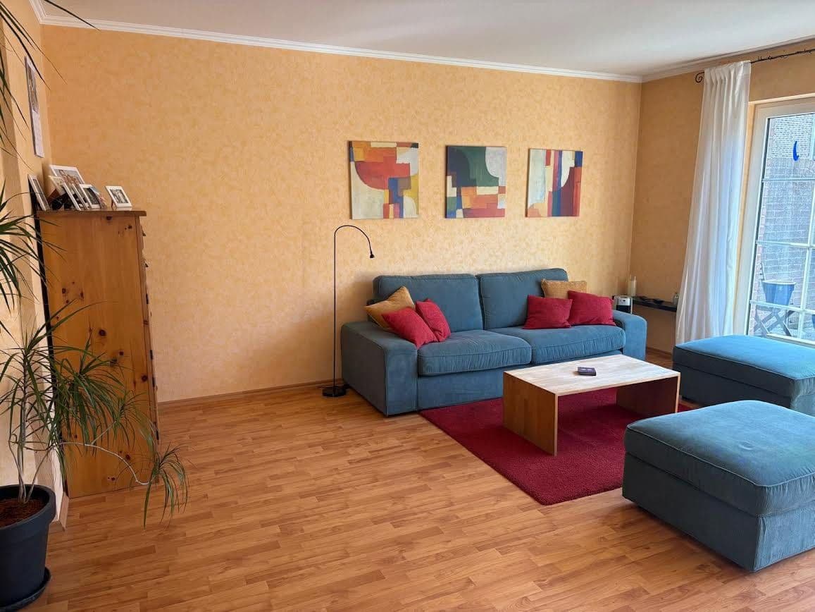 Predaj domu 150 m², pozemok 231 m², Dorfstraße, Duisburg, Severné Porýnie - Westfálsko Predaj domu 150 m², pozemok 231 m², Dorfstraße, Duisburg, Severné Porýnie - Westfálsko