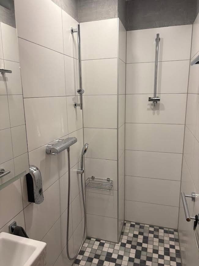 Predaj domu 150 m², pozemok 231 m², Dorfstraße, Duisburg, Severné Porýnie - Westfálsko Predaj domu 150 m², pozemok 231 m², Dorfstraße, Duisburg, Severné Porýnie - Westfálsko