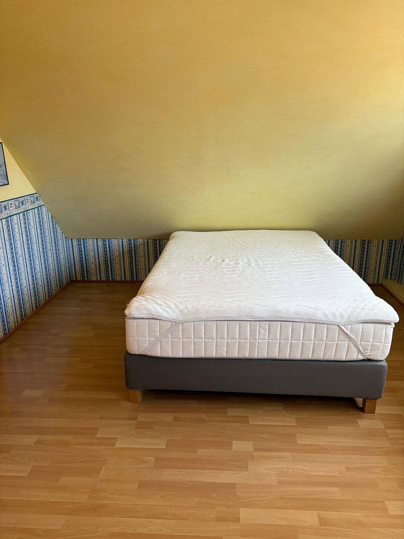 Predaj domu 150 m², pozemok 231 m², Dorfstraße, Duisburg, Severné Porýnie - Westfálsko Predaj domu 150 m², pozemok 231 m², Dorfstraße, Duisburg, Severné Porýnie - Westfálsko