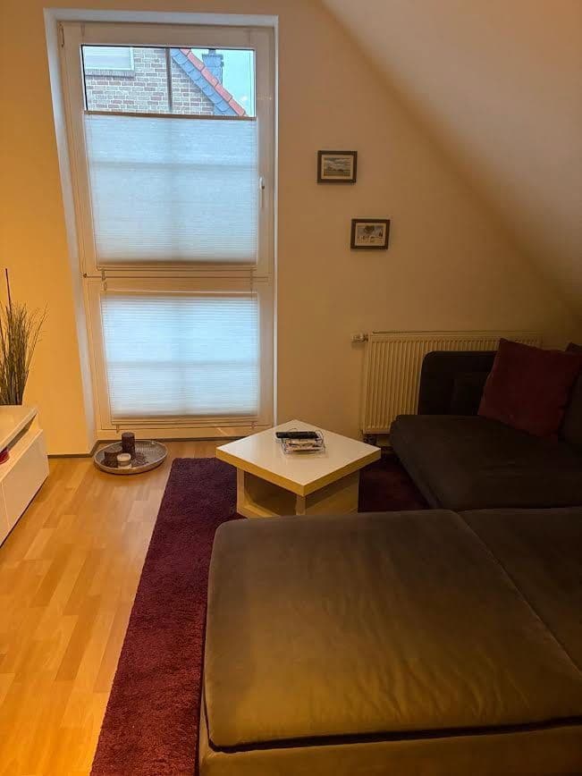 Predaj domu 150 m², pozemok 231 m², Dorfstraße, Duisburg, Severné Porýnie - Westfálsko Predaj domu 150 m², pozemok 231 m², Dorfstraße, Duisburg, Severné Porýnie - Westfálsko