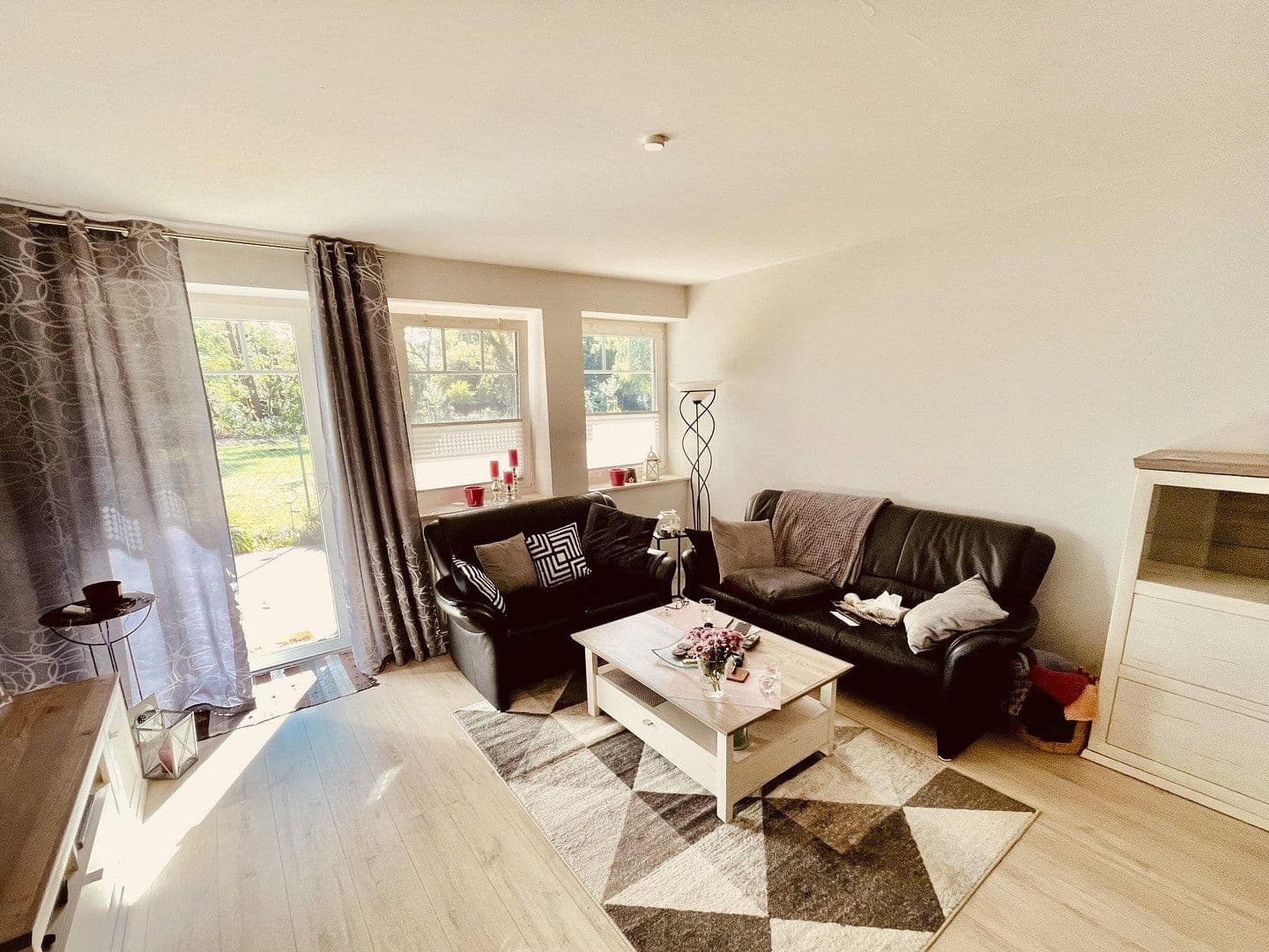Prenájom bytu 3-izbový 74 m², Hellwege, Dolné Sasko Prenájom bytu 3-izbový 74 m², Hellwege, Dolné Sasko