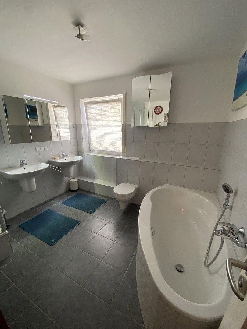 Predaj domu 152 m², pozemok 372 m², Bad Tölz, Bavorsko Predaj domu 152 m², pozemok 372 m², Bad Tölz, Bavorsko