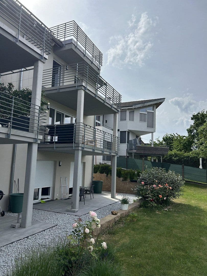Predaj domu 218 m², pozemok 296 m², Oberweiler 35, Pliezhausen, Bádensko-Wurttembersko Predaj domu 218 m², pozemok 296 m², Oberweiler 35, Pliezhausen, Bádensko-Wurttembersko