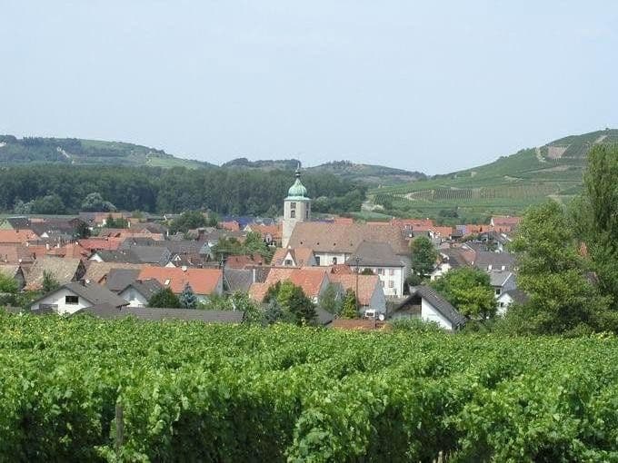 Predaj domu 187 m², pozemok 167 m², Sasbach am Kaiserstuhl, Bádensko-Wurttembersko Predaj domu 187 m², pozemok 167 m², Sasbach am Kaiserstuhl, Bádensko-Wurttembersko