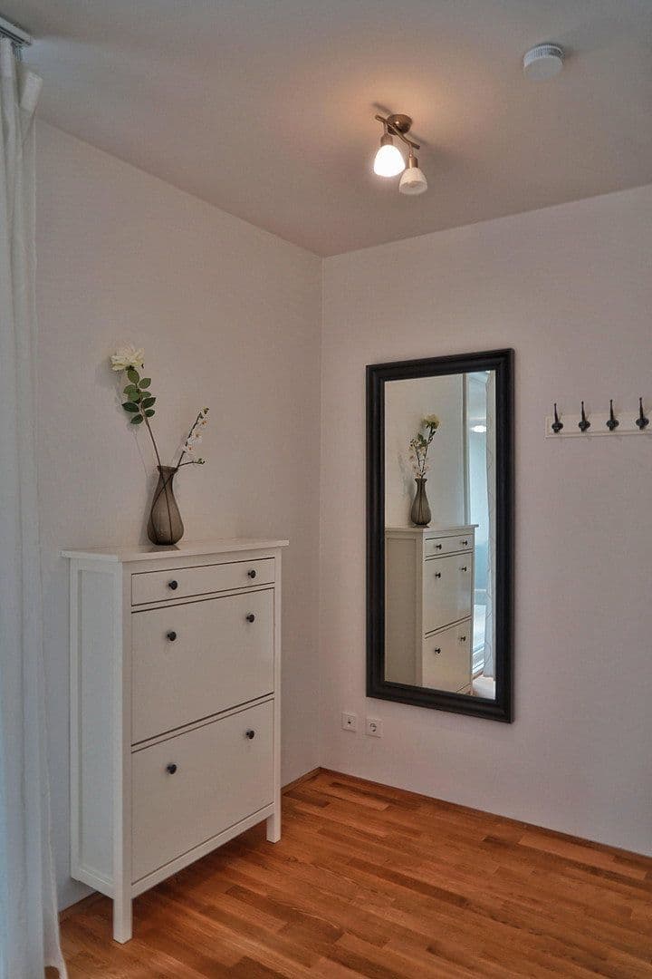 Predaj bytu 3-izbový 76 m², Stuttgart, Bádensko-Wurttembersko Predaj bytu 3-izbový 76 m², Stuttgart, Bádensko-Wurttembersko